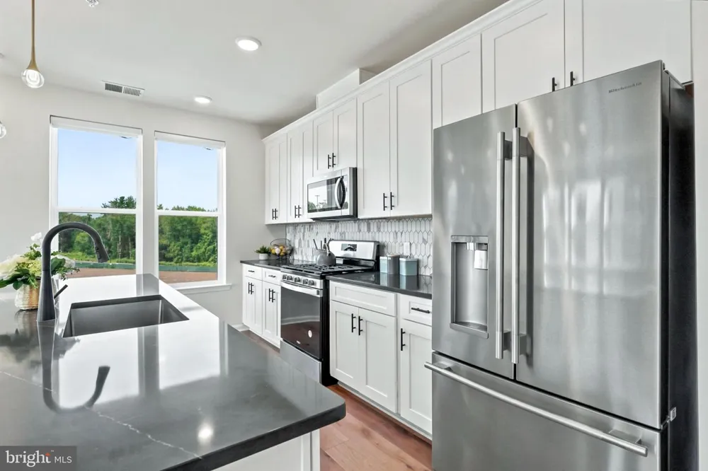 1 CULVERT DRIVE #202 Princeton Junction, NJ 08550