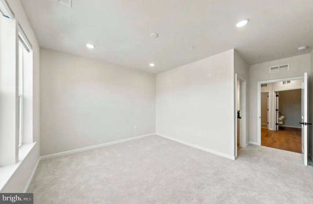 1 CULVERT DRIVE #202 Princeton Junction, NJ 08550