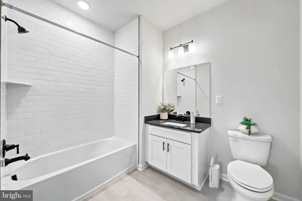 1 CULVERT DRIVE #202 Princeton Junction, NJ 08550