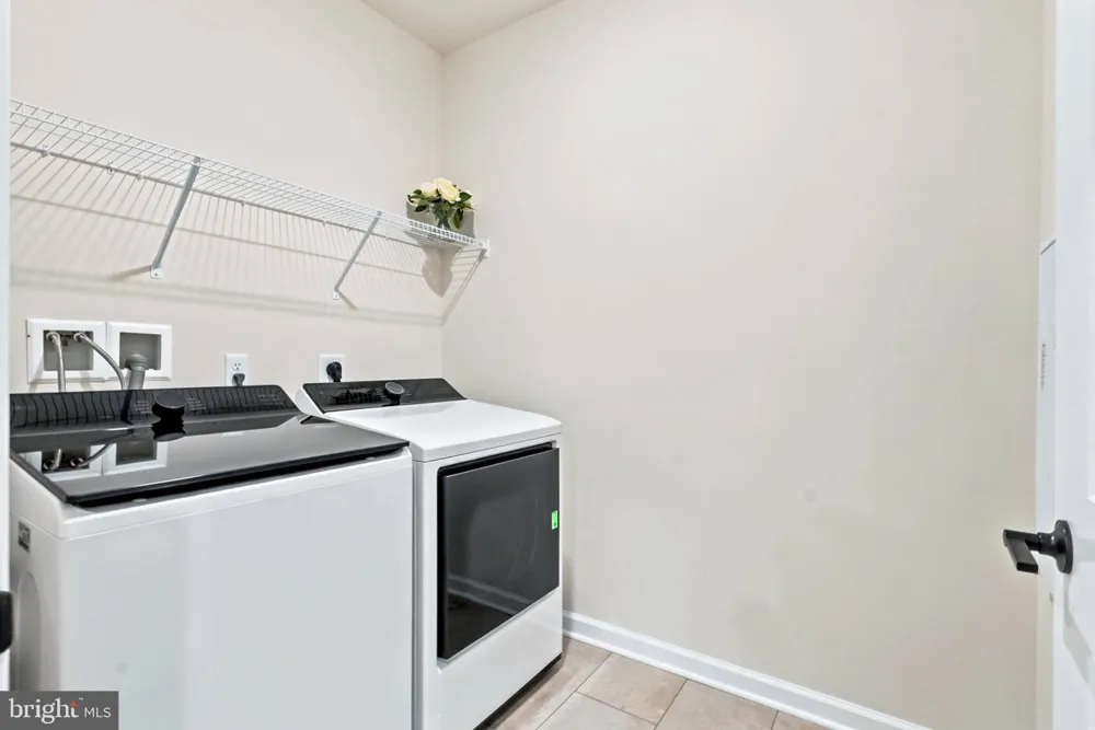 1 CULVERT DRIVE #202 Princeton Junction, NJ 08550