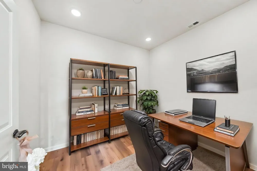 1 CULVERT DRIVE #202 Princeton Junction, NJ 08550