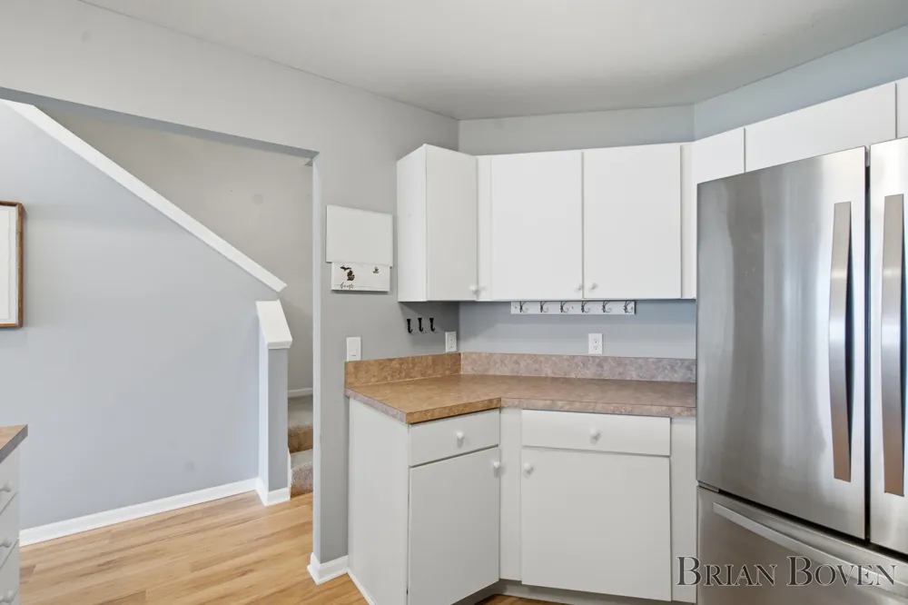 965 W Savidge Street Spring Lake, MI 49456