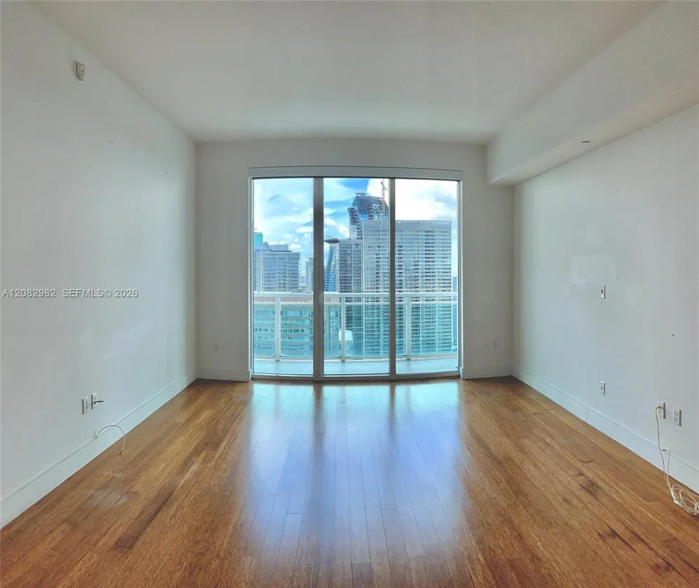 950 Brickell Bay Dr #4908 Miami, FL 33131