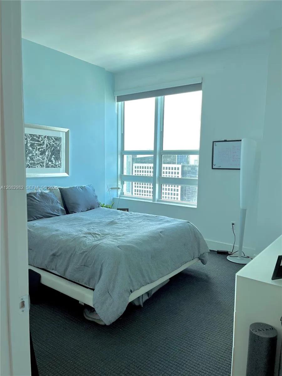 950 Brickell Bay Dr #4908 Miami, FL 33131
