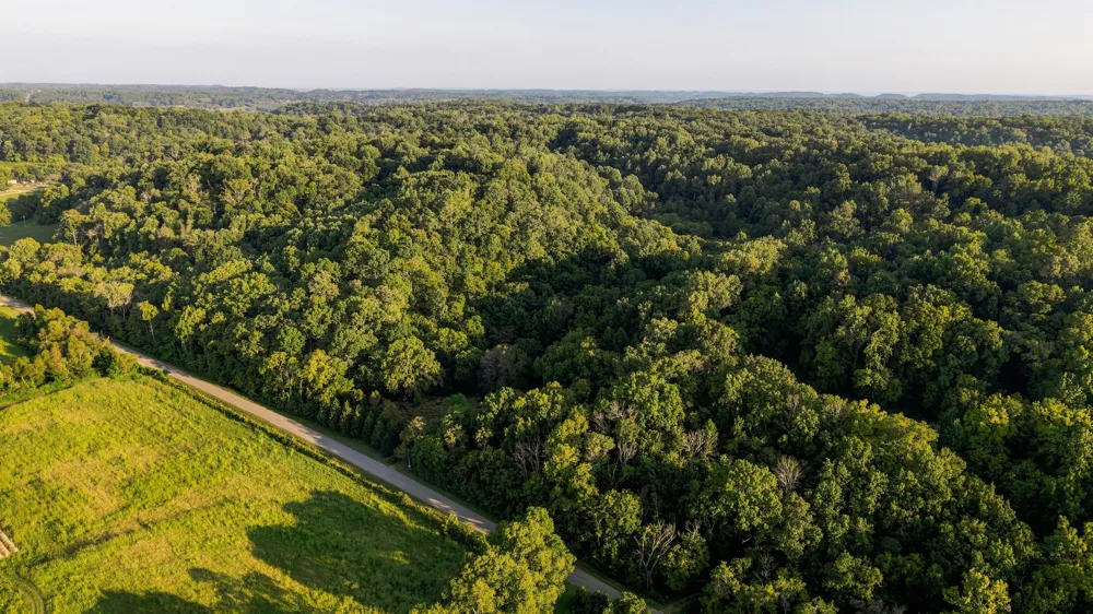 5051 Jones Valley Rd Williamsport, TN 38487