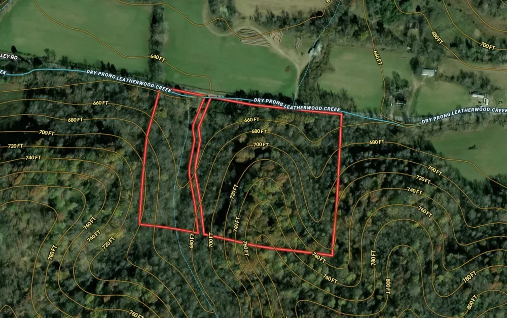 5051 Jones Valley Rd Williamsport, TN 38487