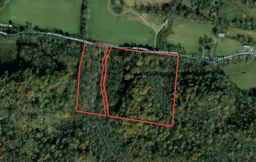 5051 Jones Valley Rd Williamsport, TN 38487