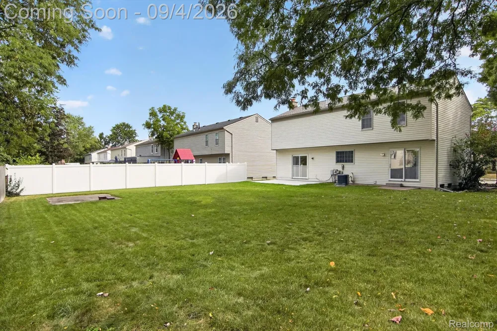 43182 Applewood Road Canton Charter Township, MI 48188