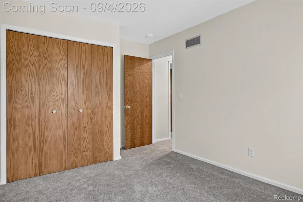 43182 Applewood Road Canton Charter Township, MI 48188