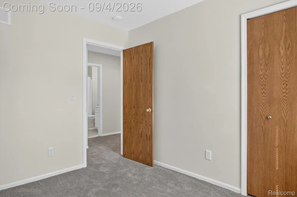 43182 Applewood Road Canton Charter Township, MI 48188