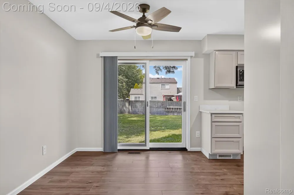 43182 Applewood Road Canton Charter Township, MI 48188