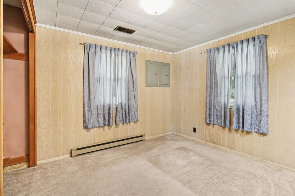 9215 1st Street Oronoko Charter Township, MI 49103