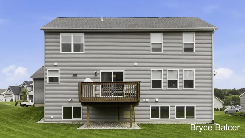5953 Marblehead Drive NE Plainfield Charter Township, MI 49306