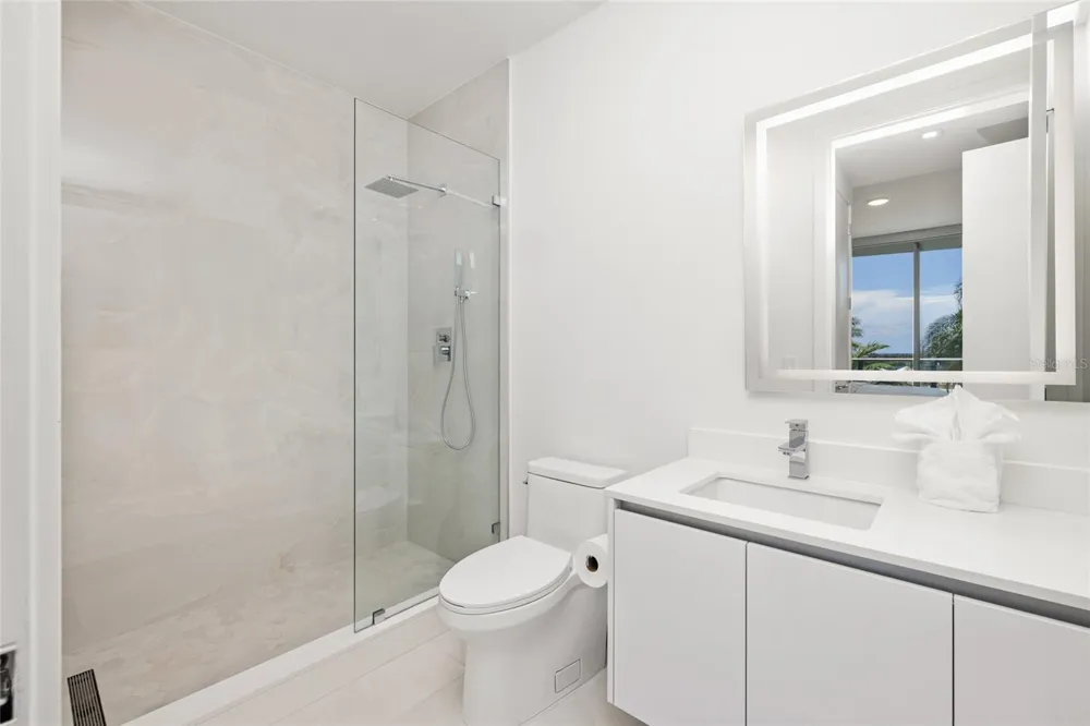 220 LAKE SHORE DRIVE #704 Lake Park, FL 33403