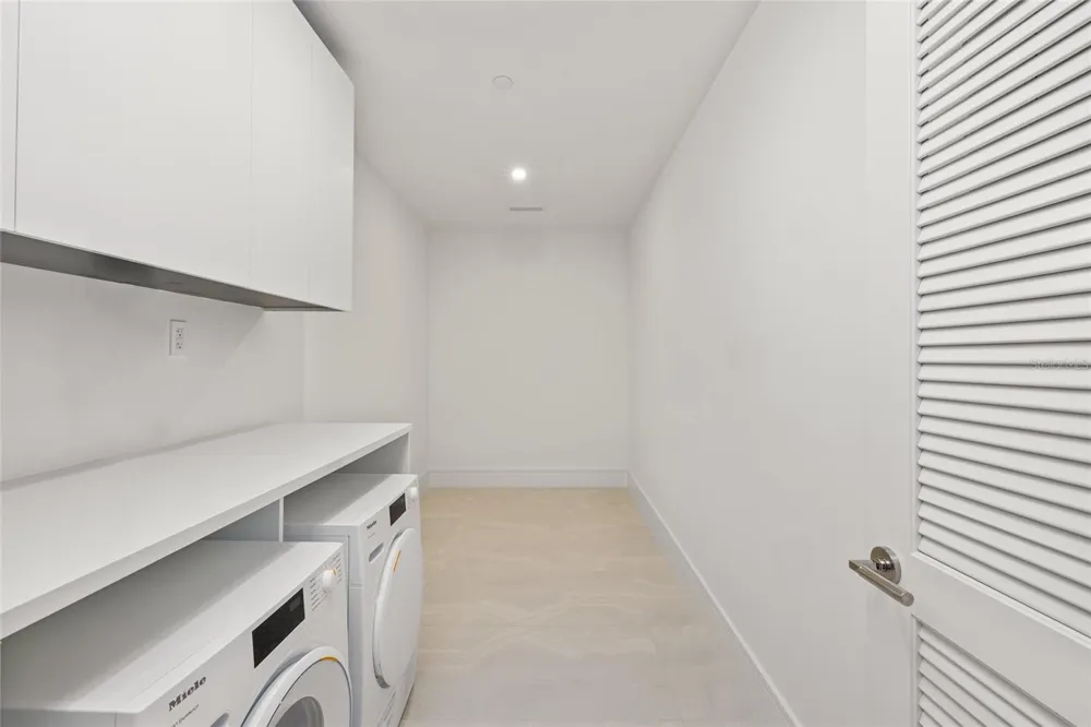 220 LAKE SHORE DRIVE #704 Lake Park, FL 33403