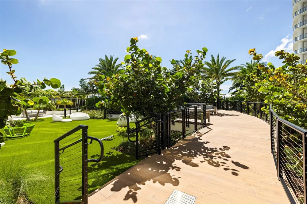 220 LAKE SHORE DRIVE #704 Lake Park, FL 33403