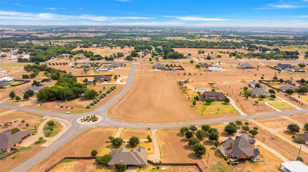 102 Camino Del Rancho Lorena, TX 76655