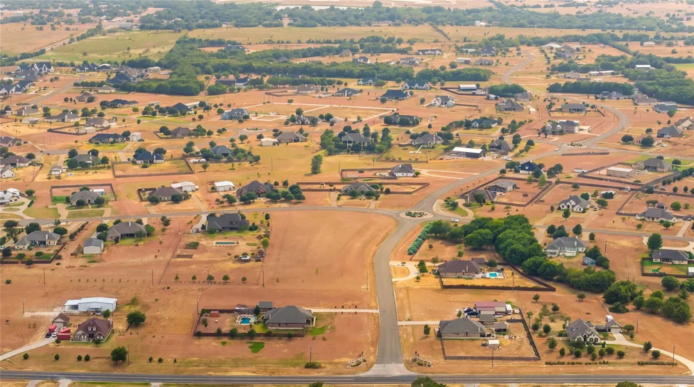 102 Camino Del Rancho Lorena, TX 76655