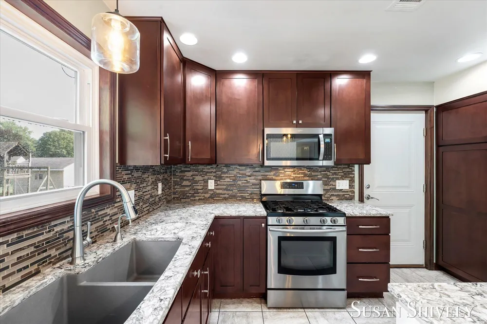 5022 Montauk Drive NW Comstock Park, MI 49321