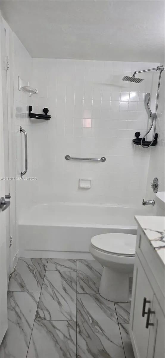 8933 SW 123rd Ct #401 Miami, FL 33186