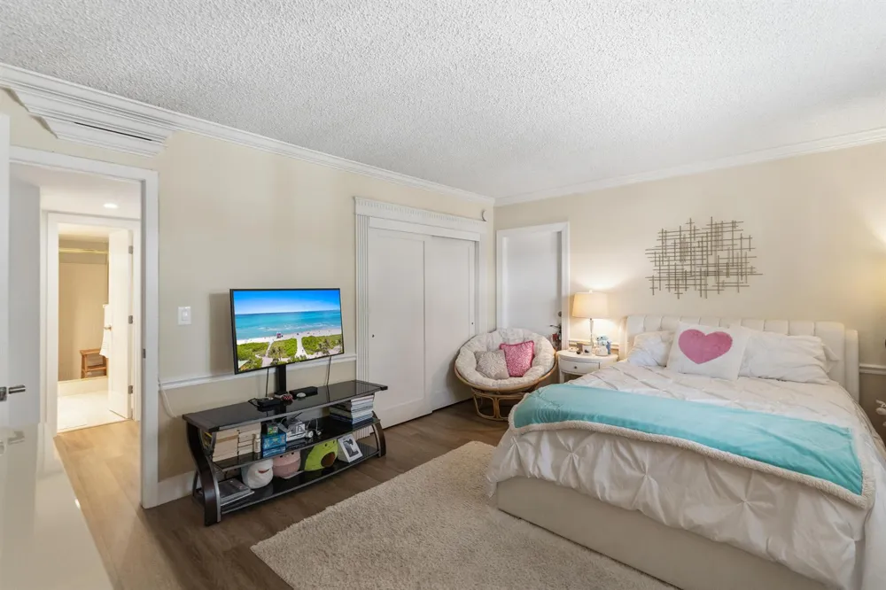 3050 NE 47TH COURT #203 Fort Lauderdale, FL 33308
