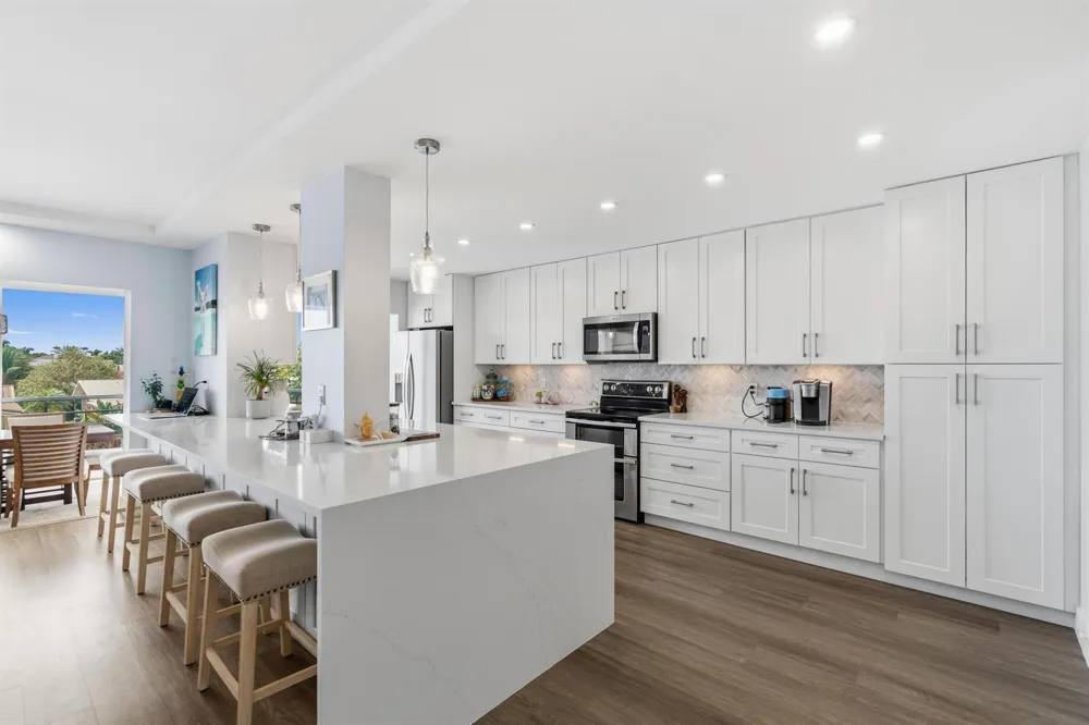 3050 NE 47TH COURT #203 Fort Lauderdale, FL 33308