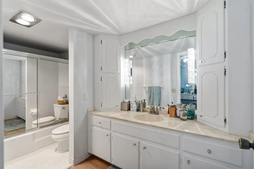 3050 NE 47TH COURT #203 Fort Lauderdale, FL 33308