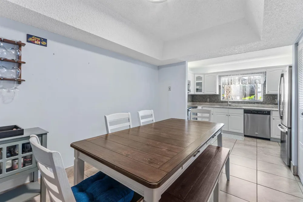 1611 Cabot Lane #3 Wellington, FL 33414