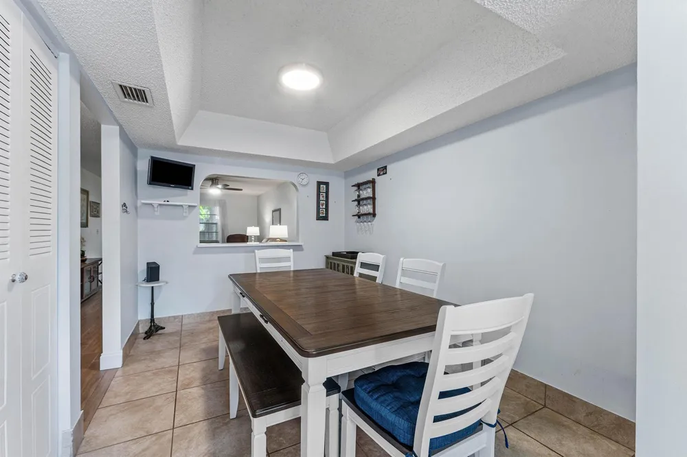 1611 Cabot Lane #3 Wellington, FL 33414