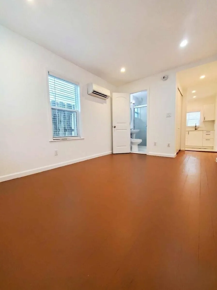 1407 SE 2ND STREET #C Fort Lauderdale, FL 33301