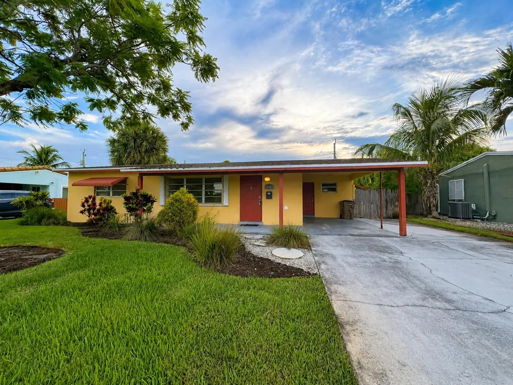 1401 S DEERFIELD AVENUE Deerfield Beach, FL 33441