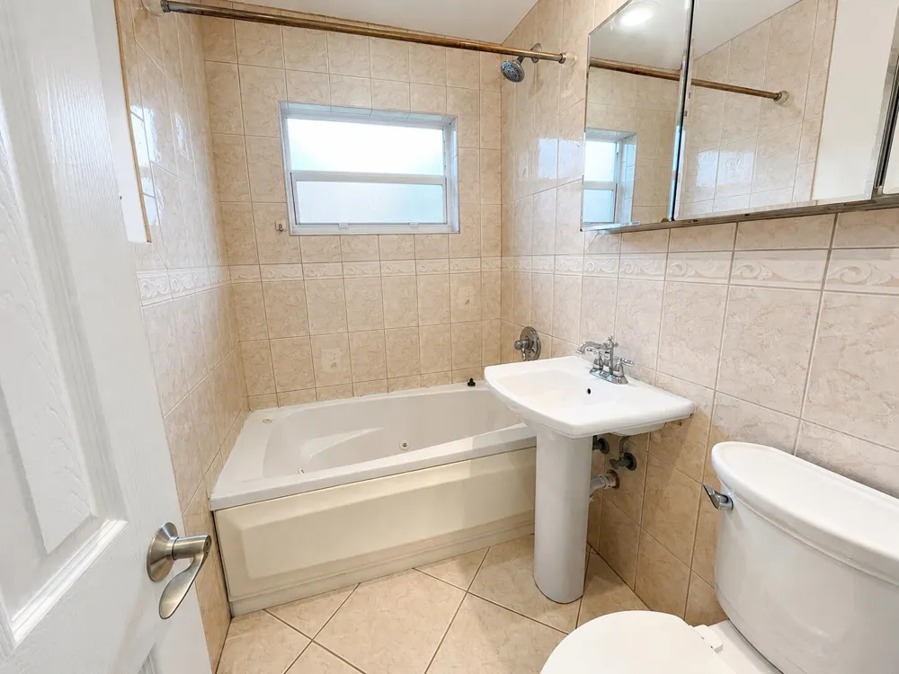 1401 S DEERFIELD AVENUE Deerfield Beach, FL 33441