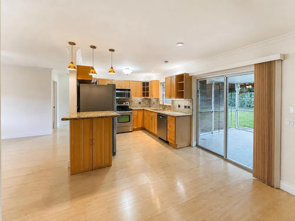 1401 S DEERFIELD AVENUE Deerfield Beach, FL 33441
