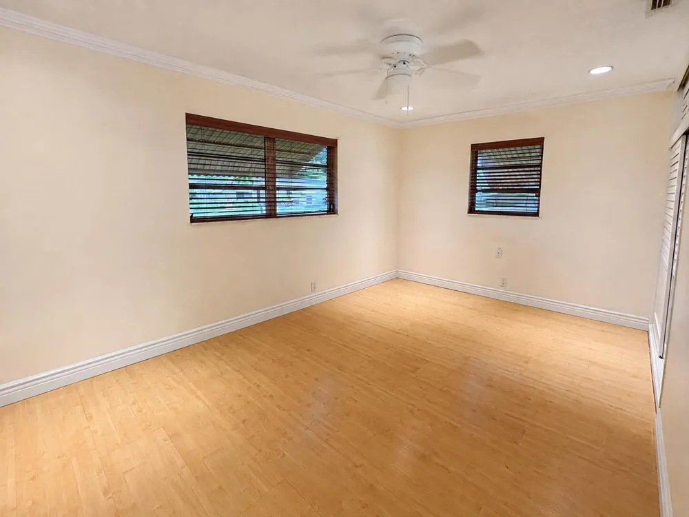 1401 S DEERFIELD AVENUE Deerfield Beach, FL 33441