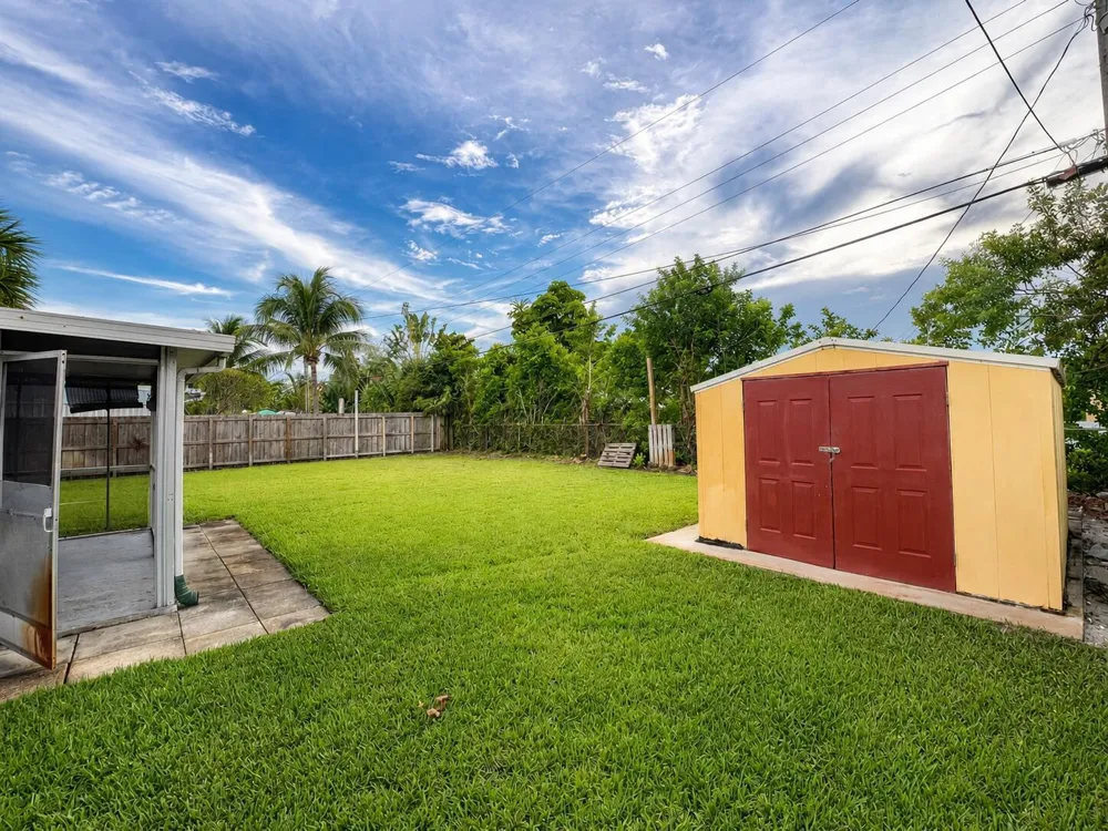1401 S DEERFIELD AVENUE Deerfield Beach, FL 33441