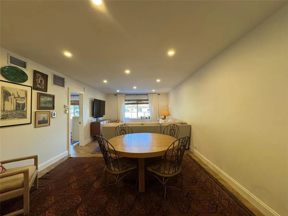 9 NE 19TH COURT #211C Wilton Manors, FL 33305