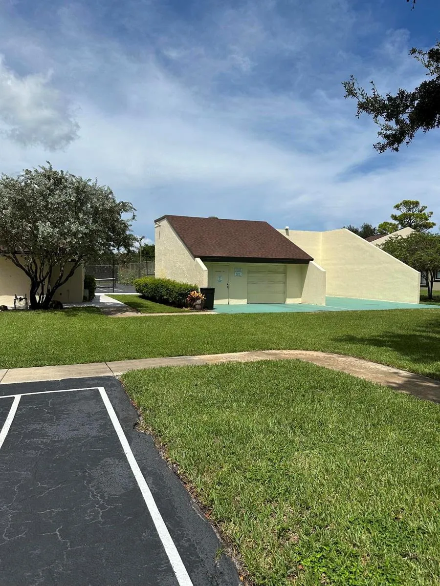 5292 BOSQUE LANE #57 West Palm Beach, FL 33415