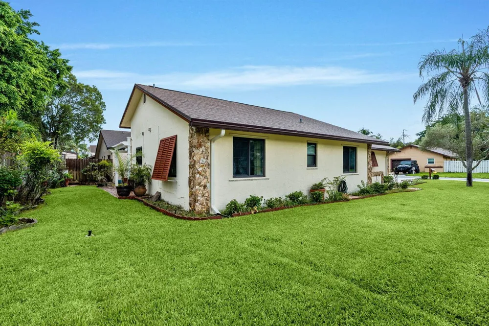 5611 SW 97TH TERRACE Cooper City, FL 33328