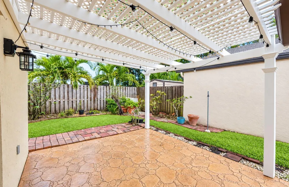 5611 SW 97TH TERRACE Cooper City, FL 33328