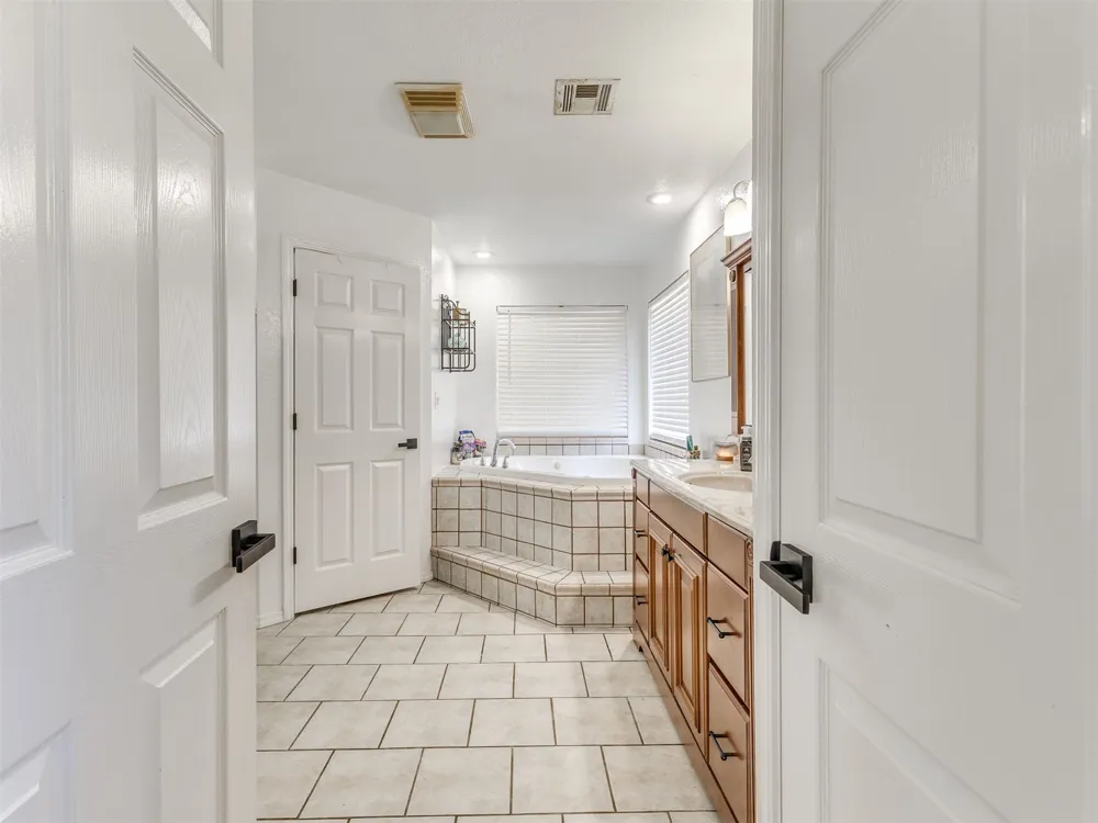 14395 E 430 ROAD Claremore, OK 74017