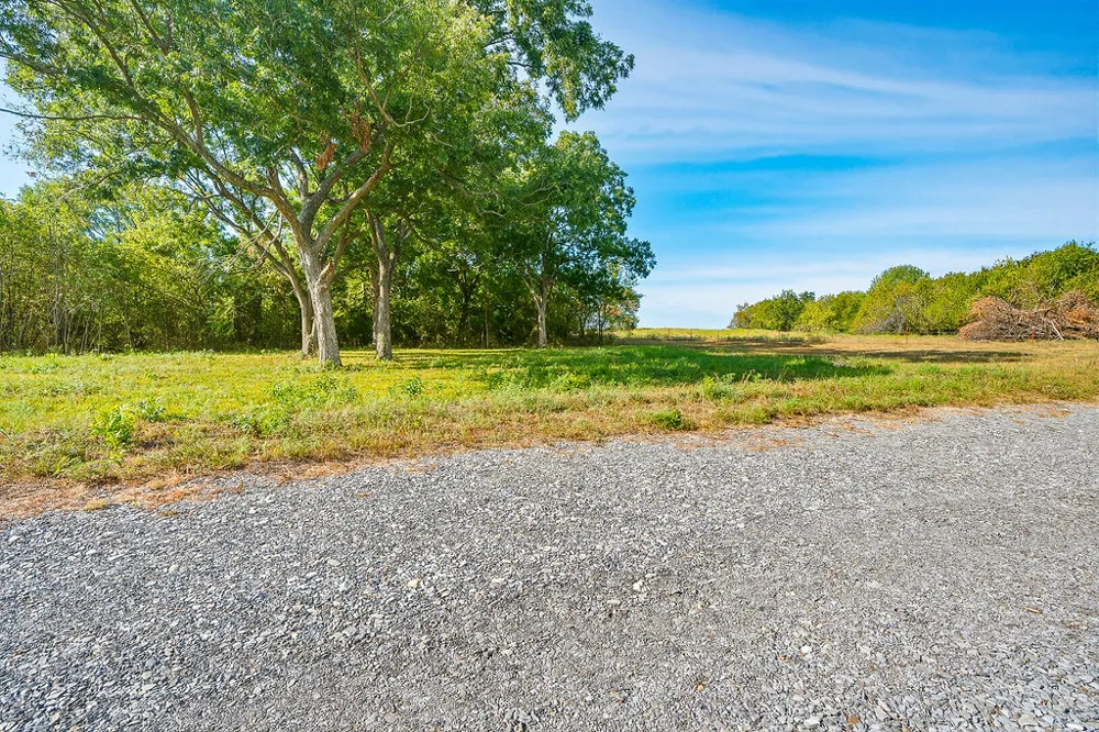16751 County Road 1620 Fitzhugh, OK 74843