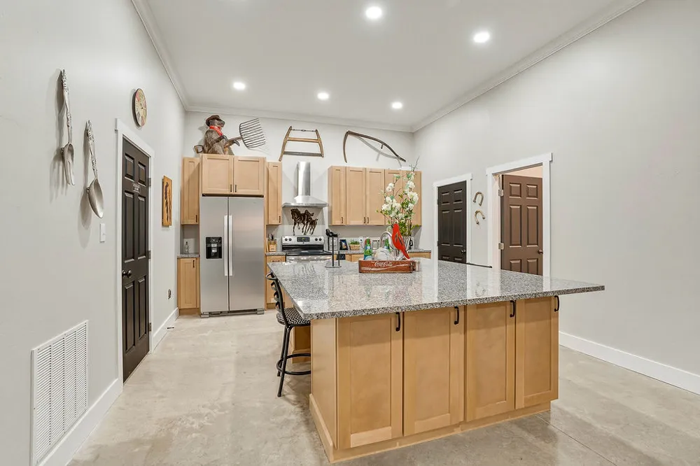 16751 County Road 1620 Fitzhugh, OK 74843