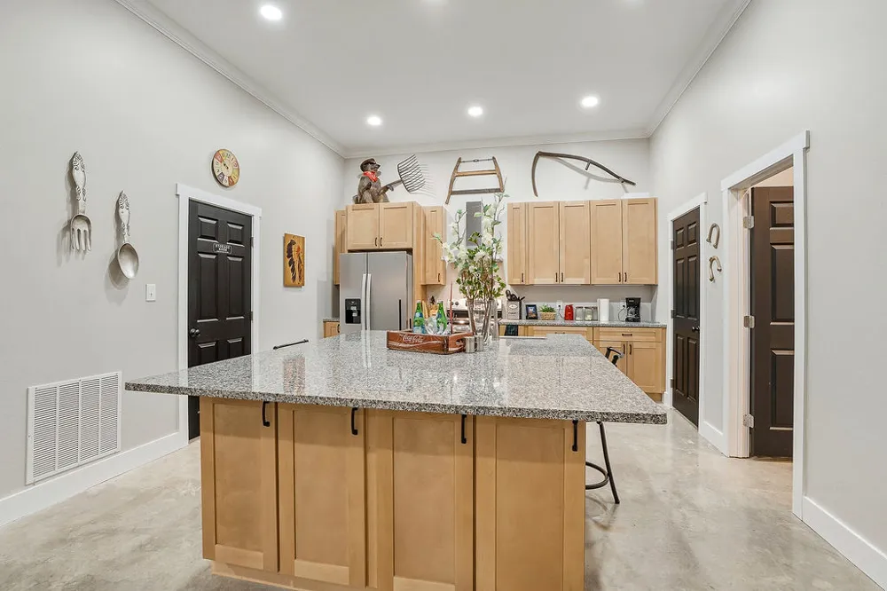16751 County Road 1620 Fitzhugh, OK 74843