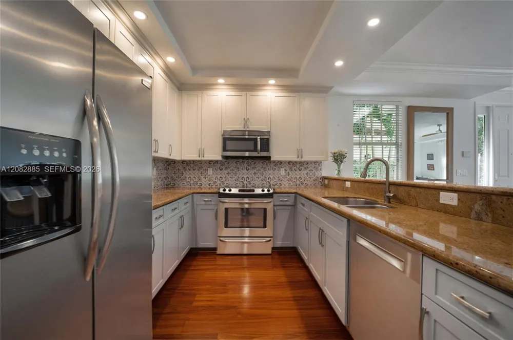 2656 NE 30th Pl Fort Lauderdale, FL 33306