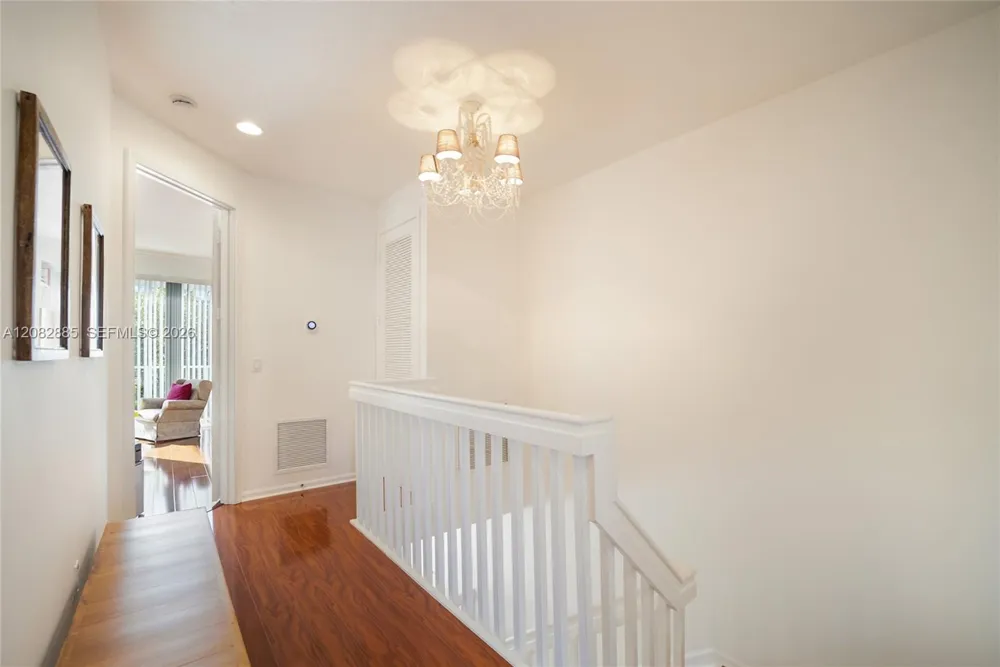 2656 NE 30th Pl Fort Lauderdale, FL 33306