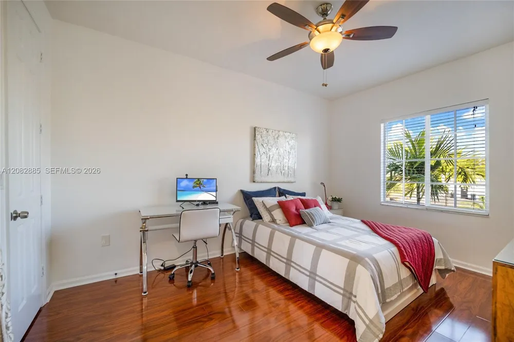 2656 NE 30th Pl Fort Lauderdale, FL 33306