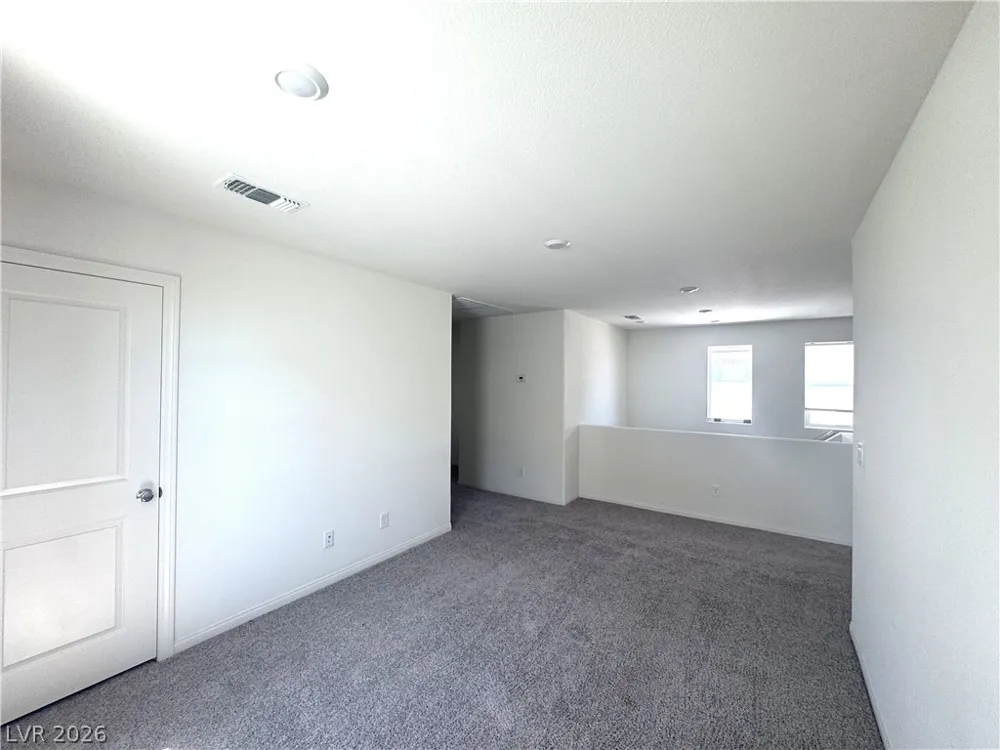 9562 Granville Bridge Street Las Vegas, NV 89139