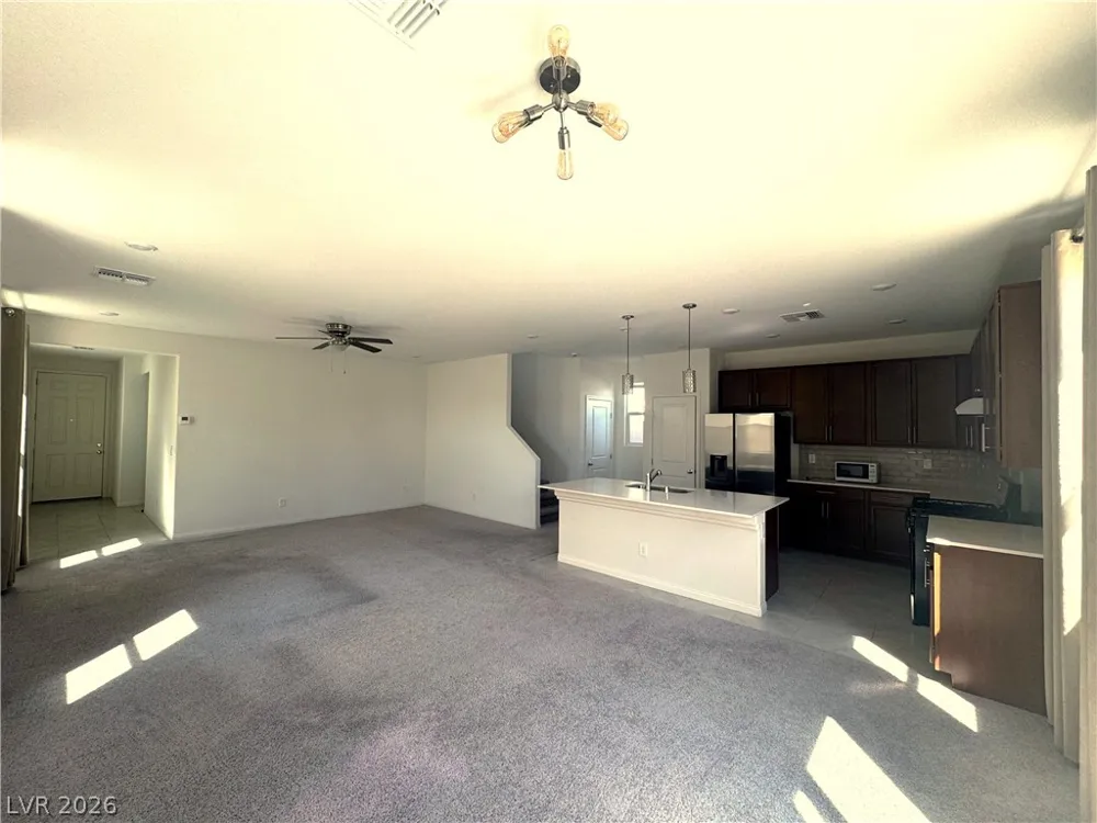 9562 Granville Bridge Street Las Vegas, NV 89139