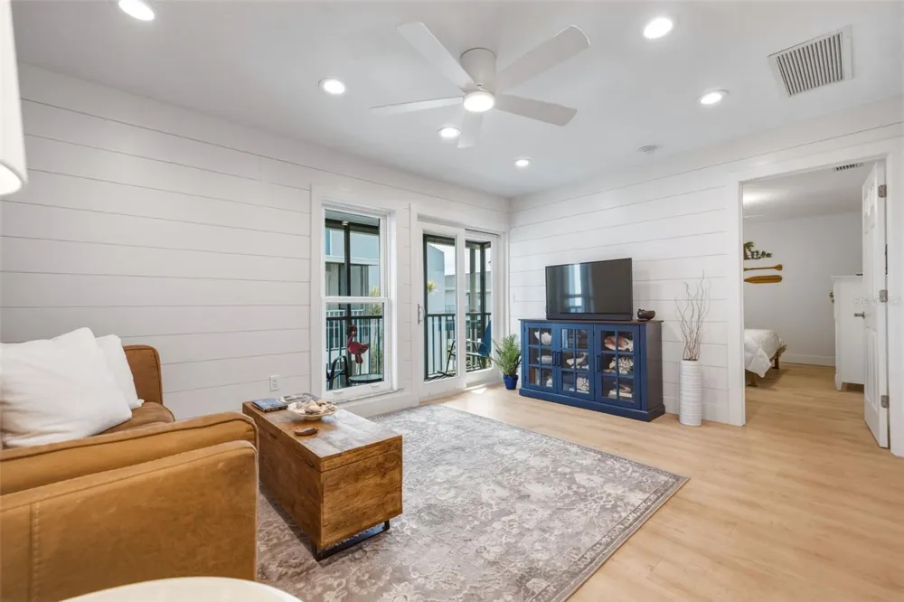 230 MEDALLION BOULEVARD #F Madeira Beach, FL 33708
