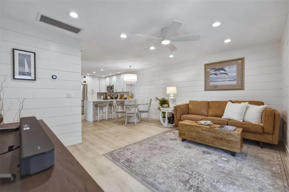 230 MEDALLION BOULEVARD #F Madeira Beach, FL 33708